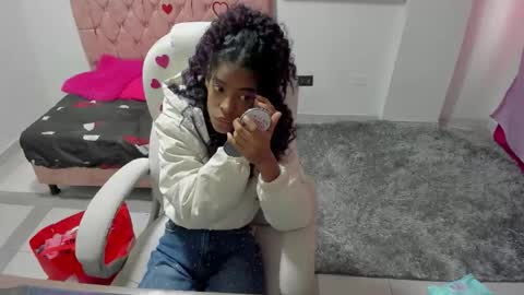 thianahornyy online show from 02.17.26