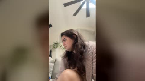 Snapshot of thicc_n_creamy69 chatting on 11.30.25 ThatsaGurl online show from 11.30.25