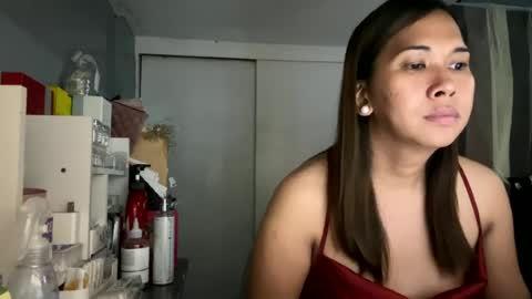 Snapshot of thicc_nd_juicy chatting on 07.23.26 Rina online show from 07.23.26