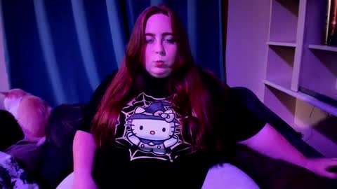 Snapshot of thiccjess420 chatting on 10.02.25 Jess online show from 10.02.25