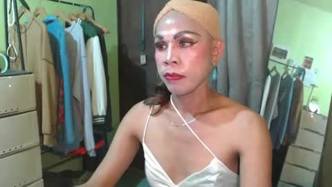 gil online show from 11.22.25