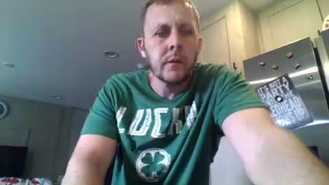 Snapshot of thick_dick11 chatting on 04.13.26 Val online show from 04.13.26