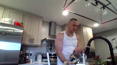 Snapshot of thick_dick11 chatting on 04.21.26 Val online show from 04.21.26