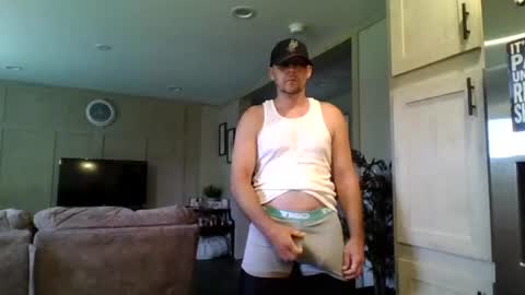 Snapshot of thick_dick11 chatting on 07.13.26 Val online show from 07.13.26