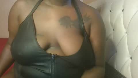 thick_godess online show from 10.21.25