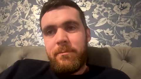 Snapshot of thickandmeaty9incher chatting on 09.15.25 thickandmeaty9incher online show from 09.15.25