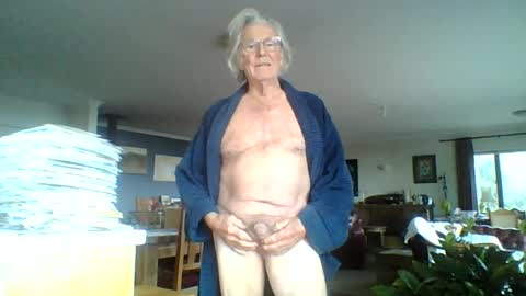 Snapshot of thickcockat71 chatting on 07.04.26 Thickcockat71 online show from 07.04.26
