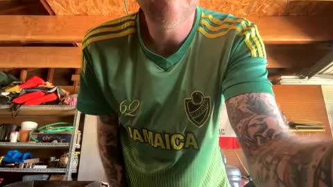 CaliLove916 online show from 03.03.25