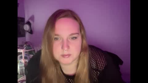 Snapshot of thickgingergoddess chatting on 12.22.24 Ariel online show from 12.22.24