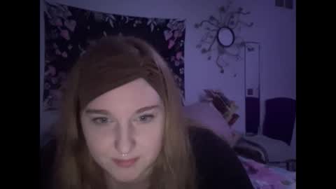 Snapshot of thickgingergoddess chatting on 01.04.25 Ariel online show from 01.04.25
