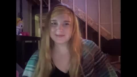 Snapshot of thickgingergoddess chatting on 01.04.25 Ariel online show from 01.04.25