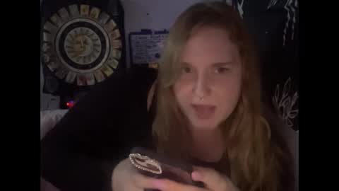 Snapshot of thickgingergoddess chatting on 01.19.25 Ariel online show from 01.19.25