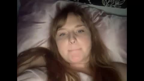 Snapshot of thickgingergoddess chatting on 02.05.25 Ariel online show from 02.05.25