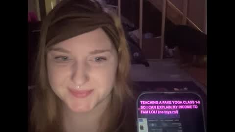 Snapshot of thickgingergoddess chatting on 02.05.25 Ariel online show from 02.05.25