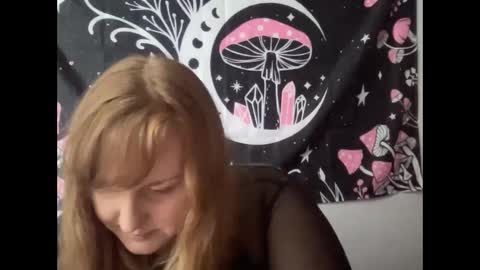 Snapshot of thickgingergoddess chatting on 02.22.25 Ariel online show from 02.22.25
