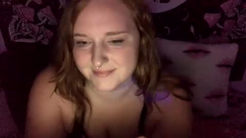 Snapshot of thickgingergoddess chatting on 09.29.25 Ariel online show from 09.29.25