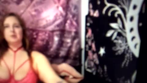 Snapshot of thickgingergoddess chatting on 10.14.25 Ariel online show from 10.14.25