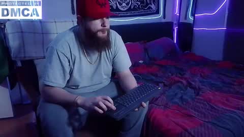 Snapshot of thickhandsomeman chatting on 01.09.25 ThickHandsomeMan online show from 01.09.25