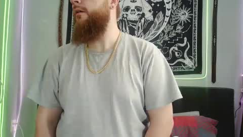 Snapshot of thickhandsomeman chatting on 01.17.25 ThickHandsomeMan online show from 01.17.25