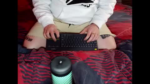 Snapshot of thickhandsomeman chatting on 01.23.25 ThickHandsomeMan online show from 01.23.25