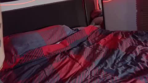 Snapshot of thickhandsomeman chatting on 01.27.25 ThickHandsomeMan online show from 01.27.25