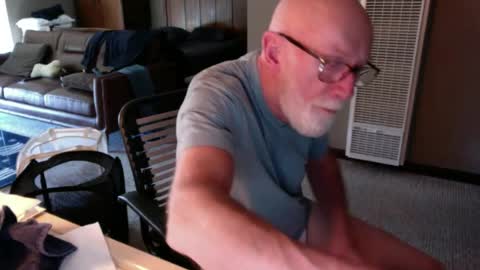 Snapshot of thickmorninwood chatting on 07.31.26 thickmorninwood online show from 07.31.26