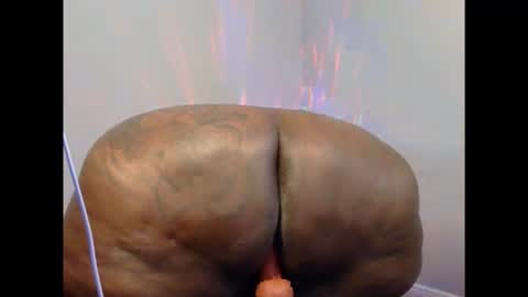 Snapshot of thickumzz41 chatting on 06.02.26 Thickumzz41 online show from 06.02.26