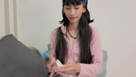 Snapshot of thifa2x chatting on 05.13.26 thifa2x online show from 05.13.26
