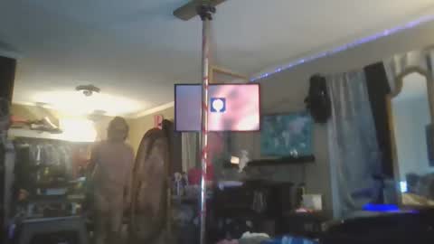 lola...and...thiggy online show from 11.16.25