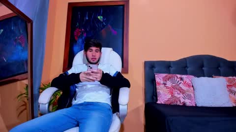 Thiiago online show from 12.05.24