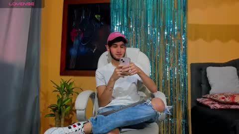 Thiiago online show from 12.08.24