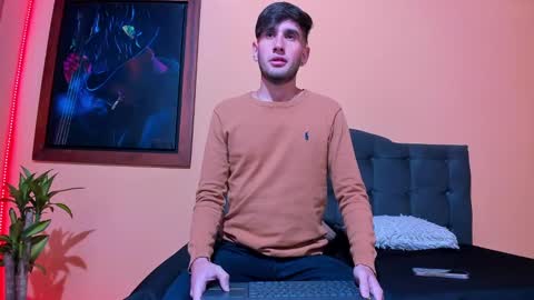 Thiiago online show from 12.10.24