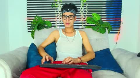 Snapshot of thiiagosaeenz chatting on 01.31.26 Thiago Saenzz online show from 01.31.26