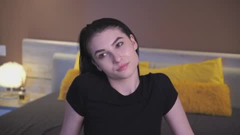 Snapshot of this_is_lilly chatting on 04.19.26 Lilly online show from 04.19.26