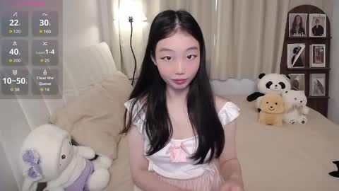 Snapshot of thisgirl__ chatting on 05.19.26 kk online show from 05.19.26