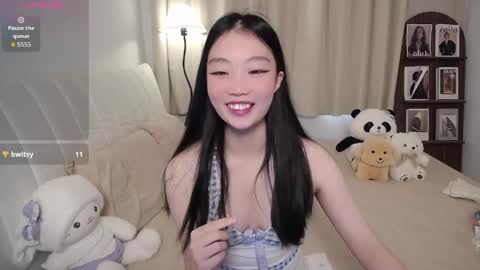 Snapshot of thisgirl__ chatting on 06.01.26 kk online show from 06.01.26