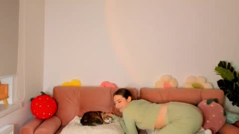 Snapshot of thisisamelia chatting on 02.28.25 Amelia shows on mondays fridays and sundays if anything changes im giving updates on my fansly online show from 02.28.25