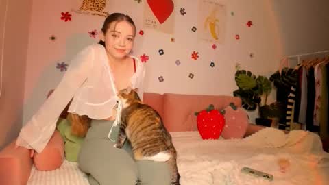 Snapshot of thisisamelia chatting on 10.03.25 Amelia shows on mondays fridays and sundays if anything changes im giving updates on my fansly online show from 10.03.25