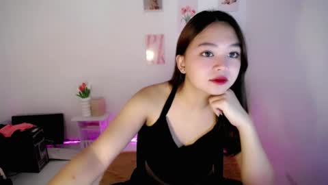 Snapshot of thisiskimmy chatting on 07.28.26 thisiskimmy online show from 07.28.26