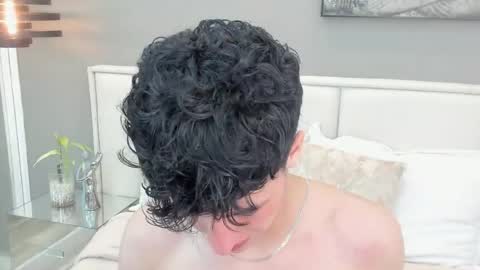 Thom online show from 04.23.26