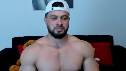 Snapshot of thomas_brandon chatting on 01.19.25 Thomas Brandon online show from 01.19.25