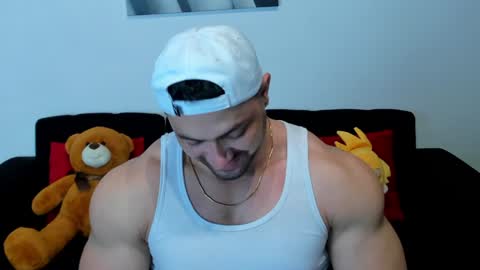 Snapshot of thomas_brandon chatting on 02.02.25 Thomas Brandon online show from 02.02.25