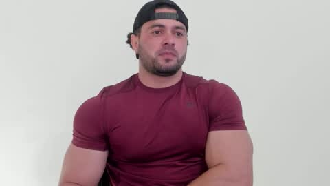 Snapshot of thomas_brandon chatting on 11.18.25 Thomas Brandon online show from 11.18.25