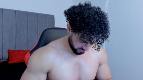 Snapshot of thomas_brandon chatting on 01.06.26 Thomas Brandon online show from 01.06.26