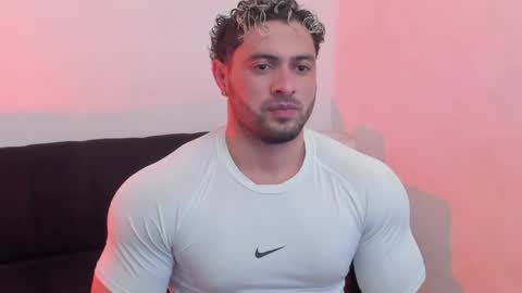 Thomas Brandon online show from 04.12.26