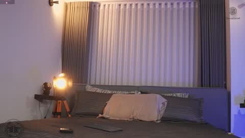 Thomas Falcon online show from 10.23.25