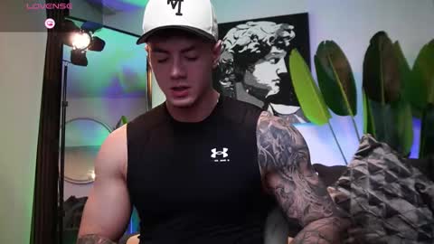 Thomas Falcon online show from 02.06.26