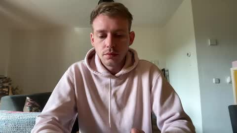 Snapshot of thomas_jd chatting on 04.26.26 Thomas online show from 04.26.26