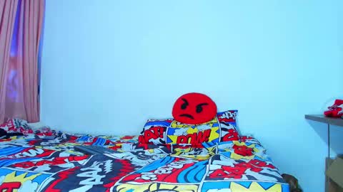 thomas_ks11 online show from 12.29.24