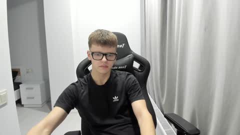 Tomas online show from 01.31.25